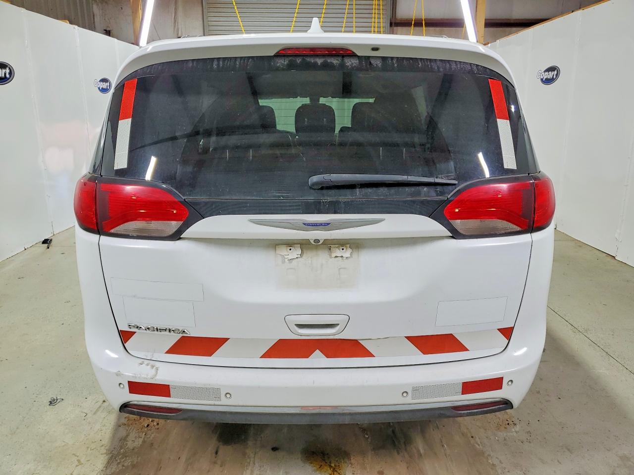 2C4RC1BG2LR283512 · 2020 CHRYSLER PACIFICA · 6/13