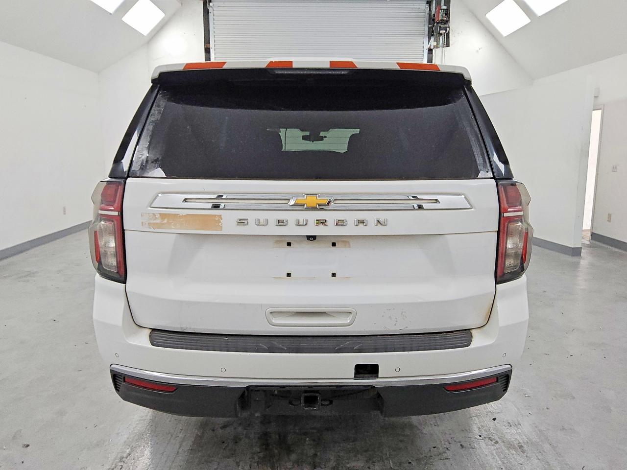1GNSKBKD8MR352010 · 2021 CHEVROLET SUBURBAN · 6/13