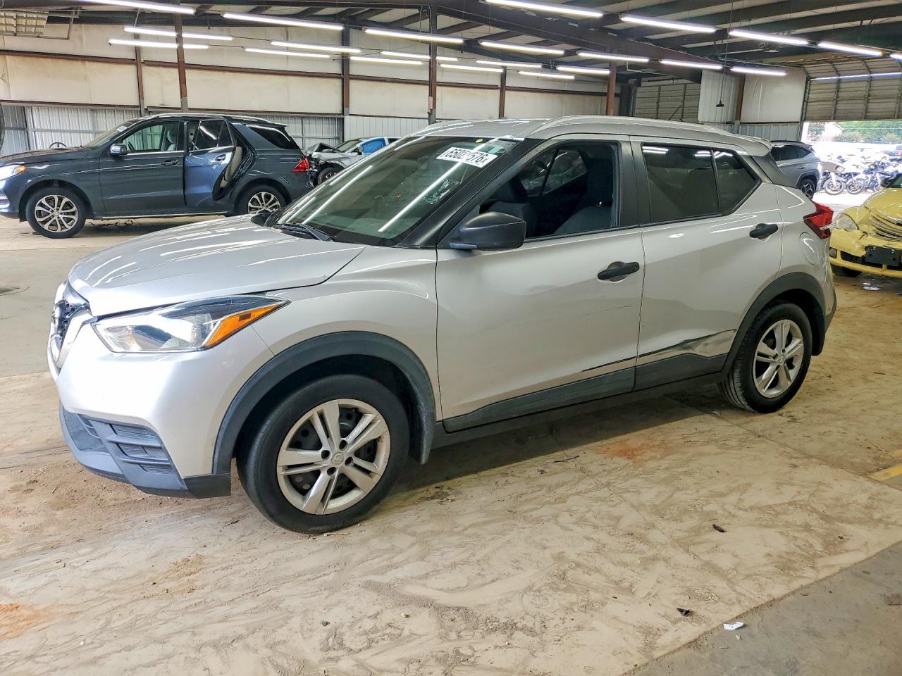 3N1CP5CU8KL560202 · 2019 NISSAN KICKS