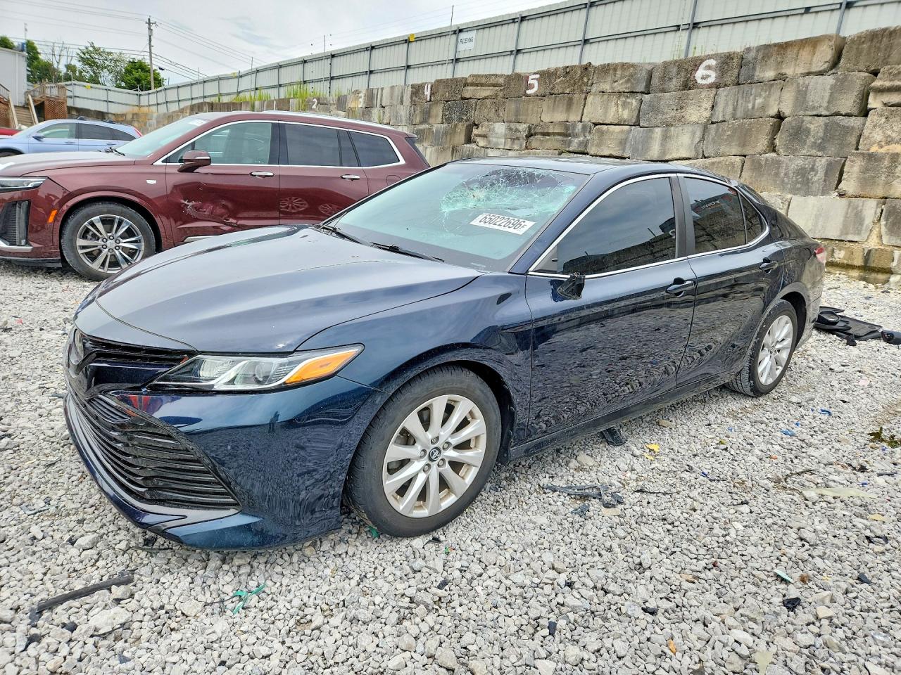 4T1B11HK0JU521579 · 2018 TOYOTA CAMRY