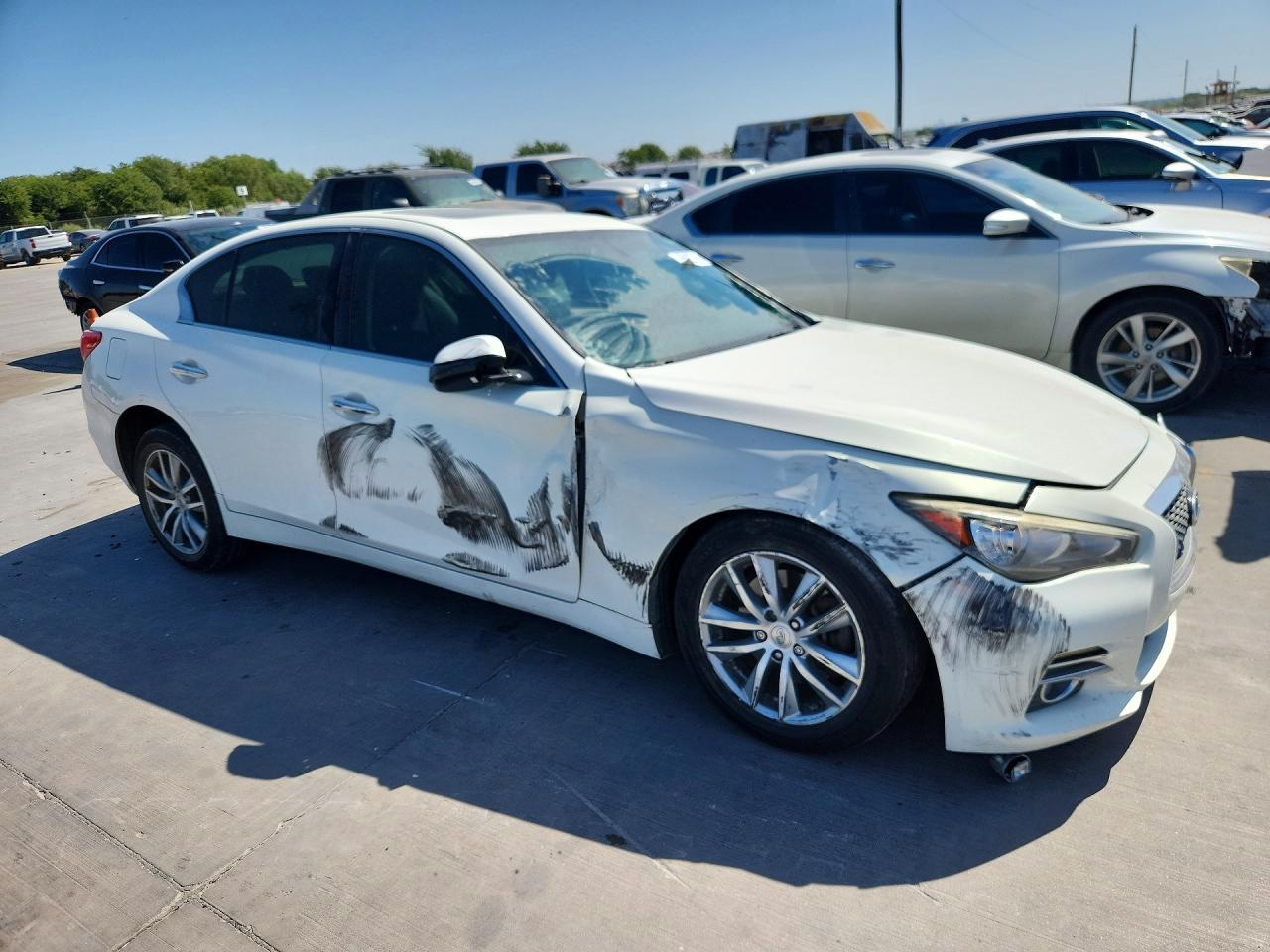 JN1BV7AP3FM344179 · 2015 INFINITI Q50 · 4/13