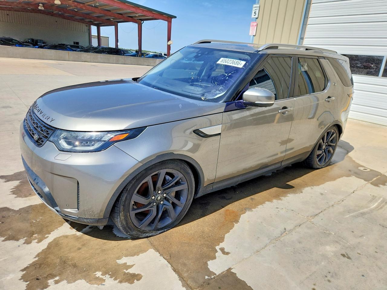 SALRR2RV3JA052251 · 2018 LAND ROVER DISCOVERY