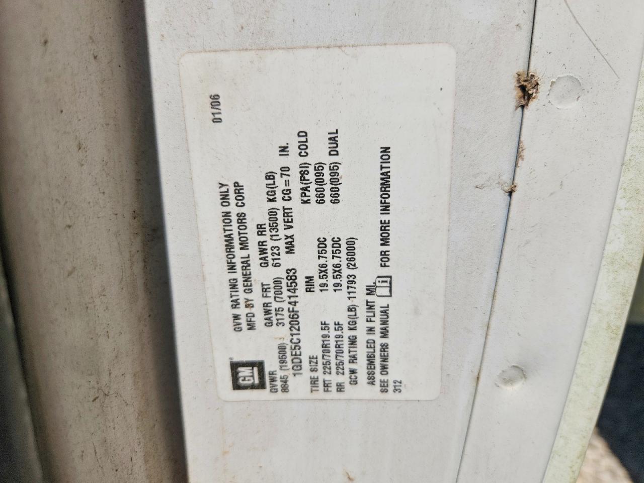 1GDE5C1206F414583 · 2006 GMC C5500 · 11/12