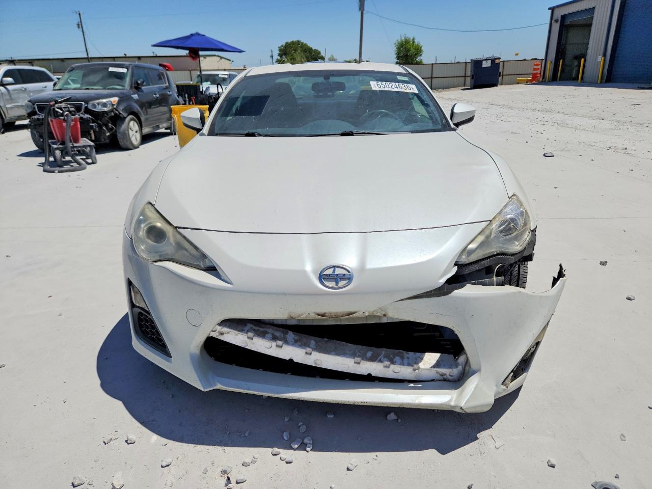 JF1ZNAA19E8702726 · 2014 SCION FR-S · 5/13