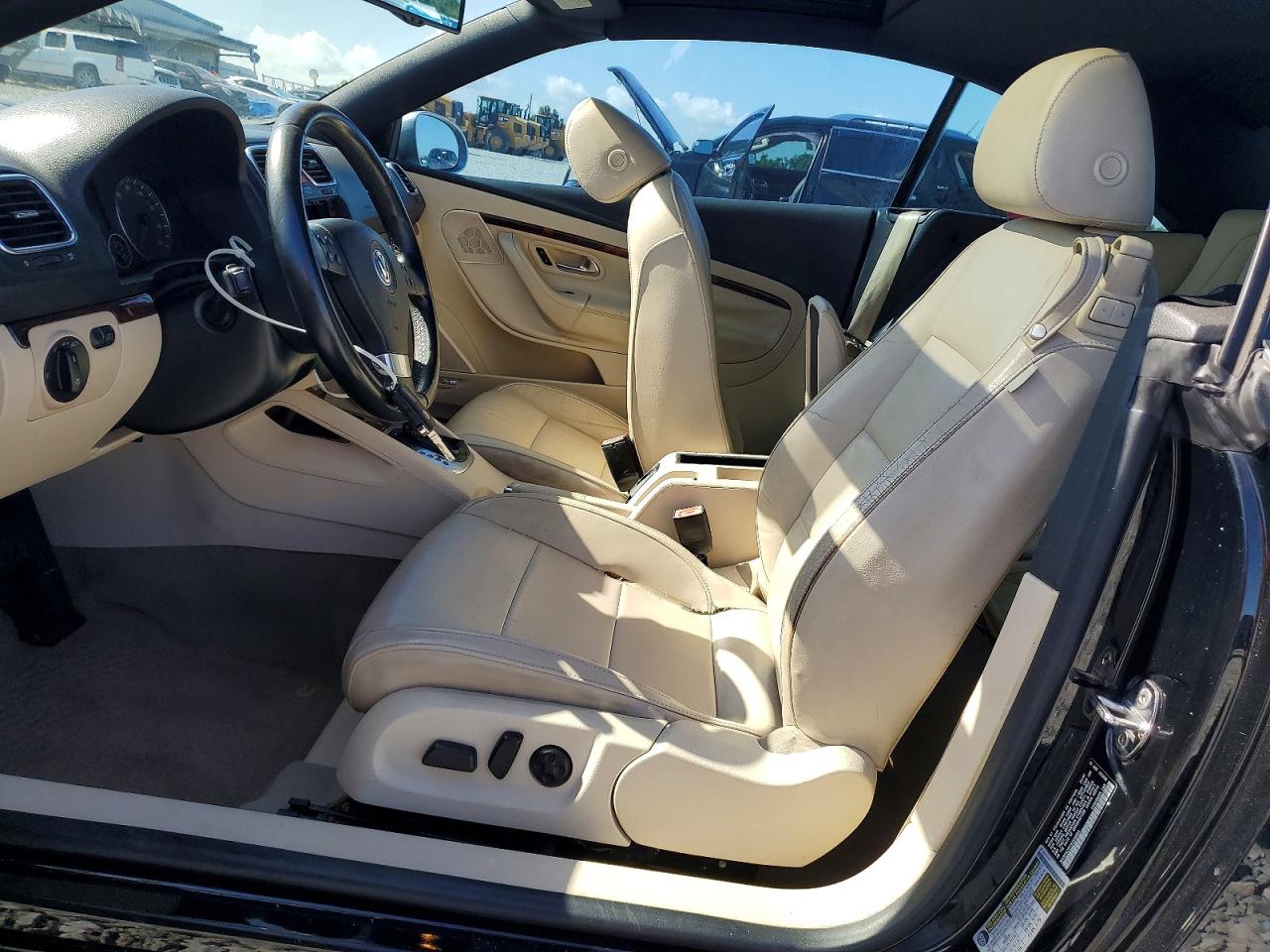 WVWFA71F78V018853 · 2008 VOLKSWAGEN EOS · 7/13
