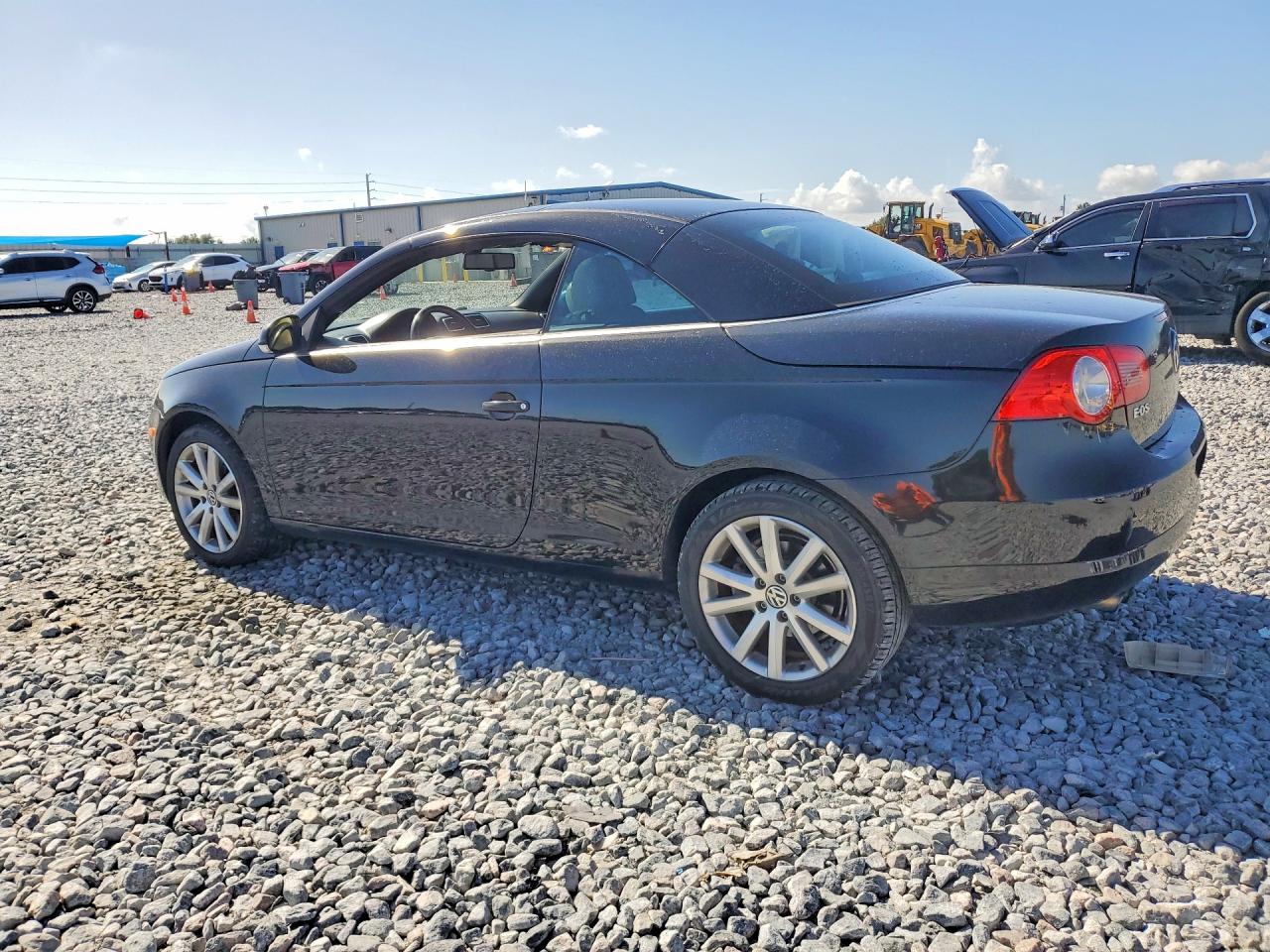 WVWFA71F78V018853 · 2008 VOLKSWAGEN EOS · 2/13