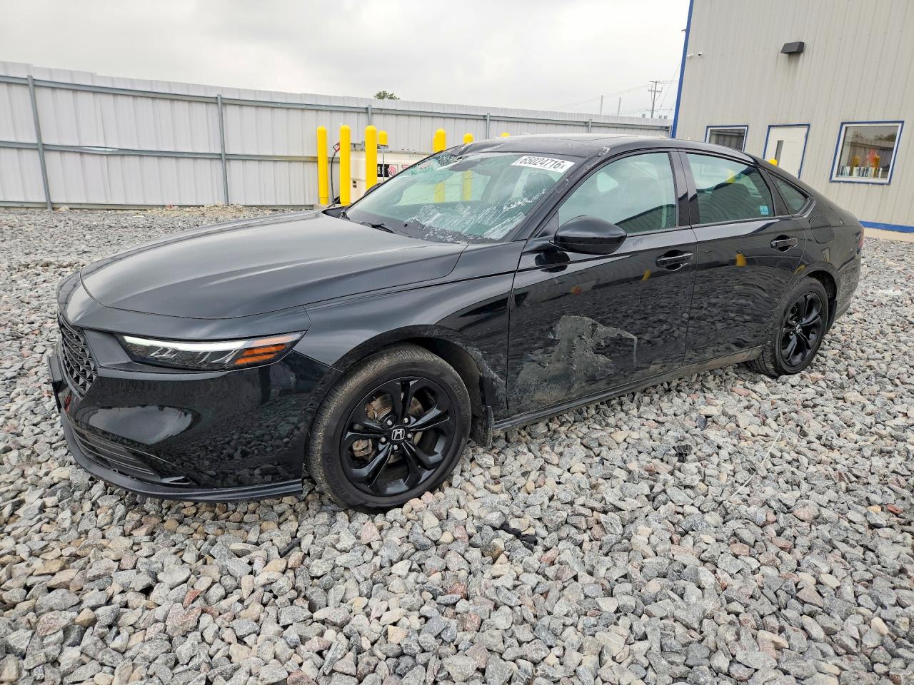 1HGCY1F43SA011613 · 2025 HONDA ACCORD