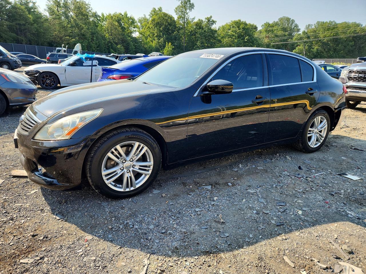 2013 INFINITI G37 SEDAN