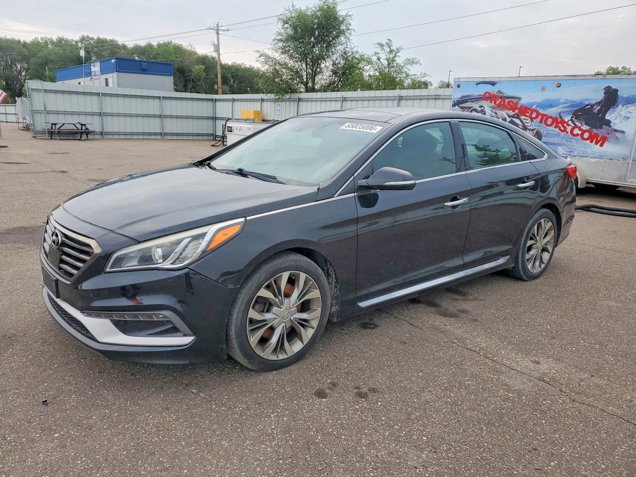 5NPE34AB3FH200130 · 2015 HYUNDAI SONATA