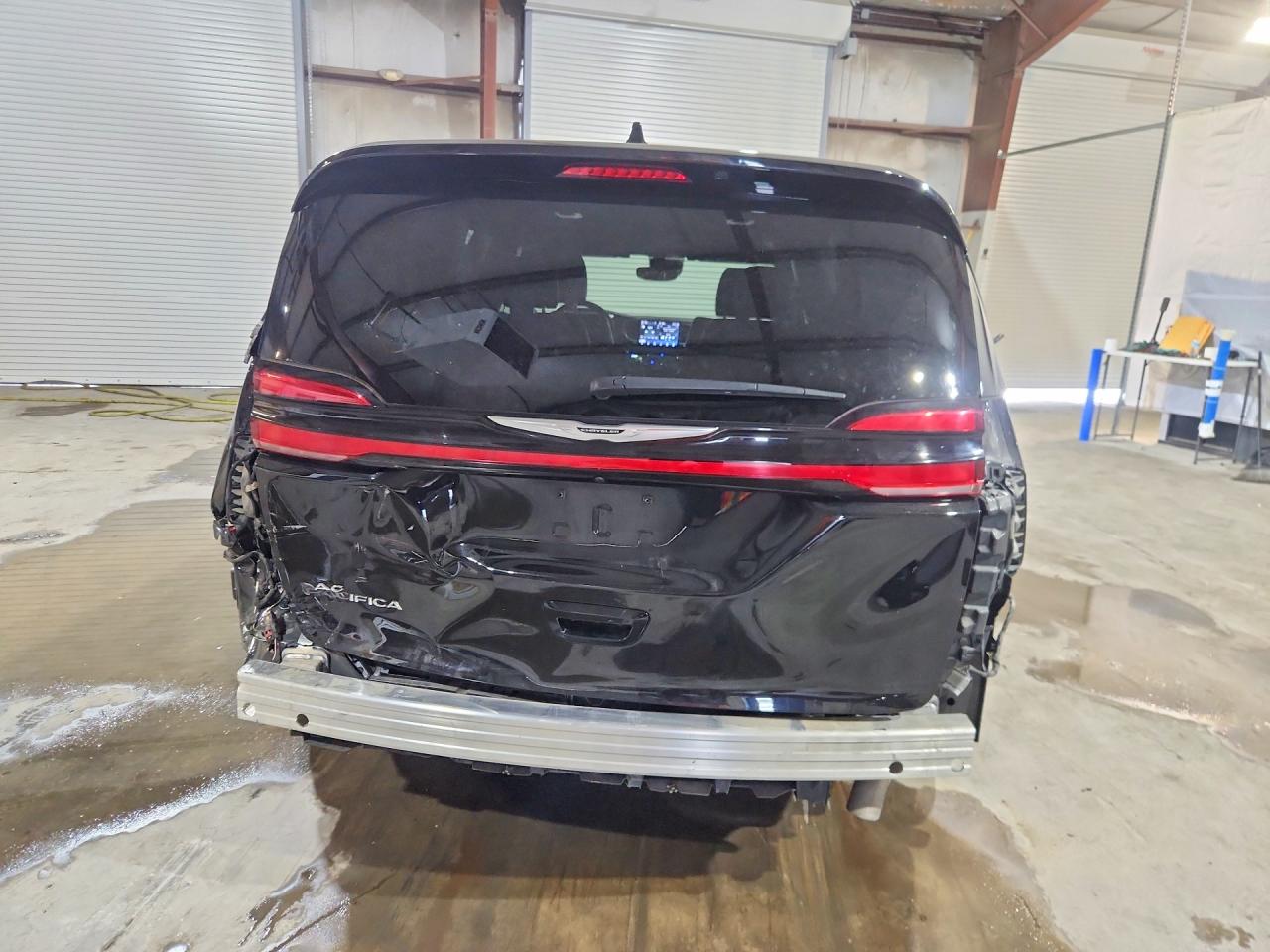 2C4RC1BGXSR551902 · 2025 CHRYSLER PACIFICA · 6/14