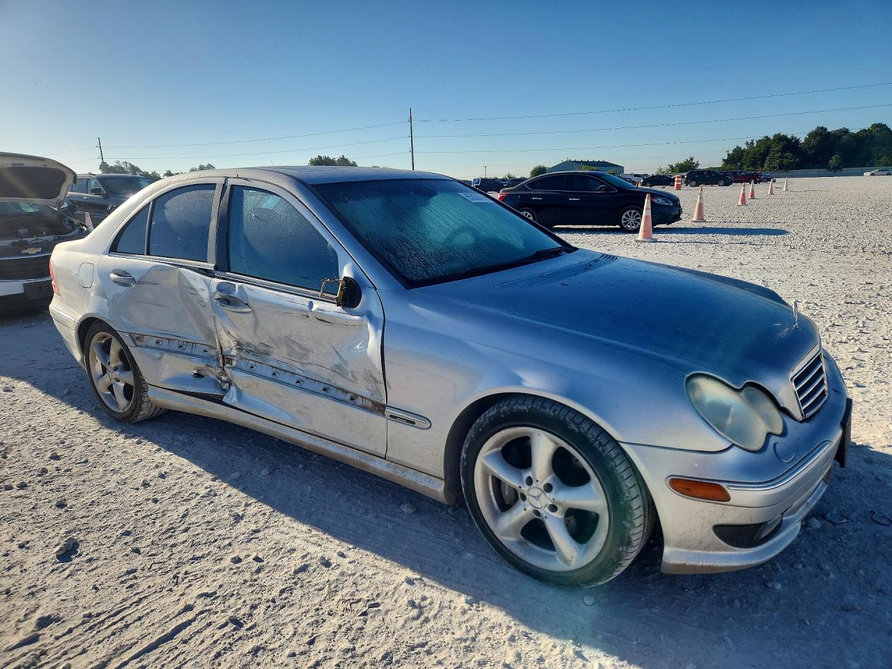 WDBRF40J45F564484 · 2005 MERCEDES-BENZ C · 4/12
