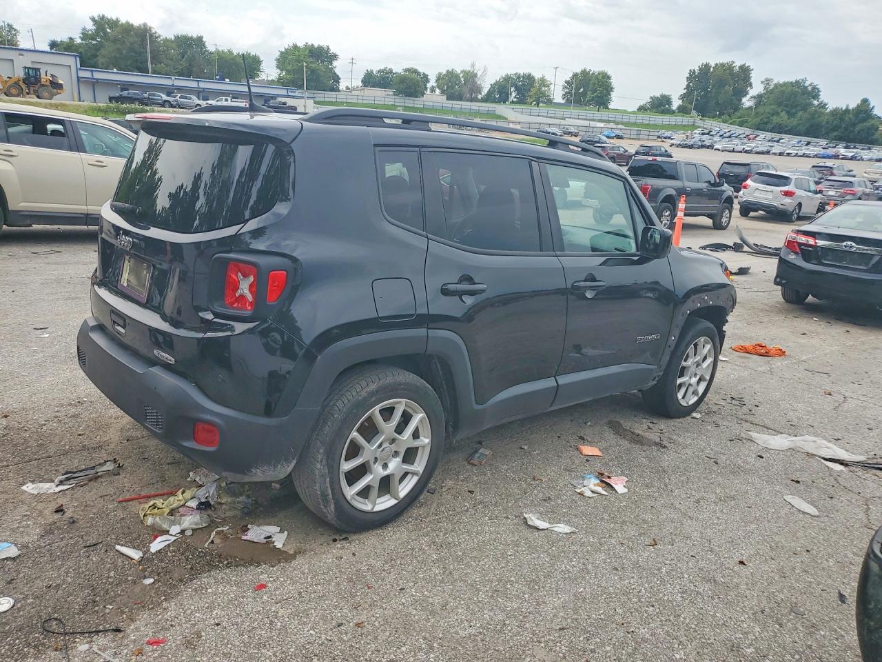 ZACNJABB1KPK04789 · 2019 JEEP RENEGADE · 3/12