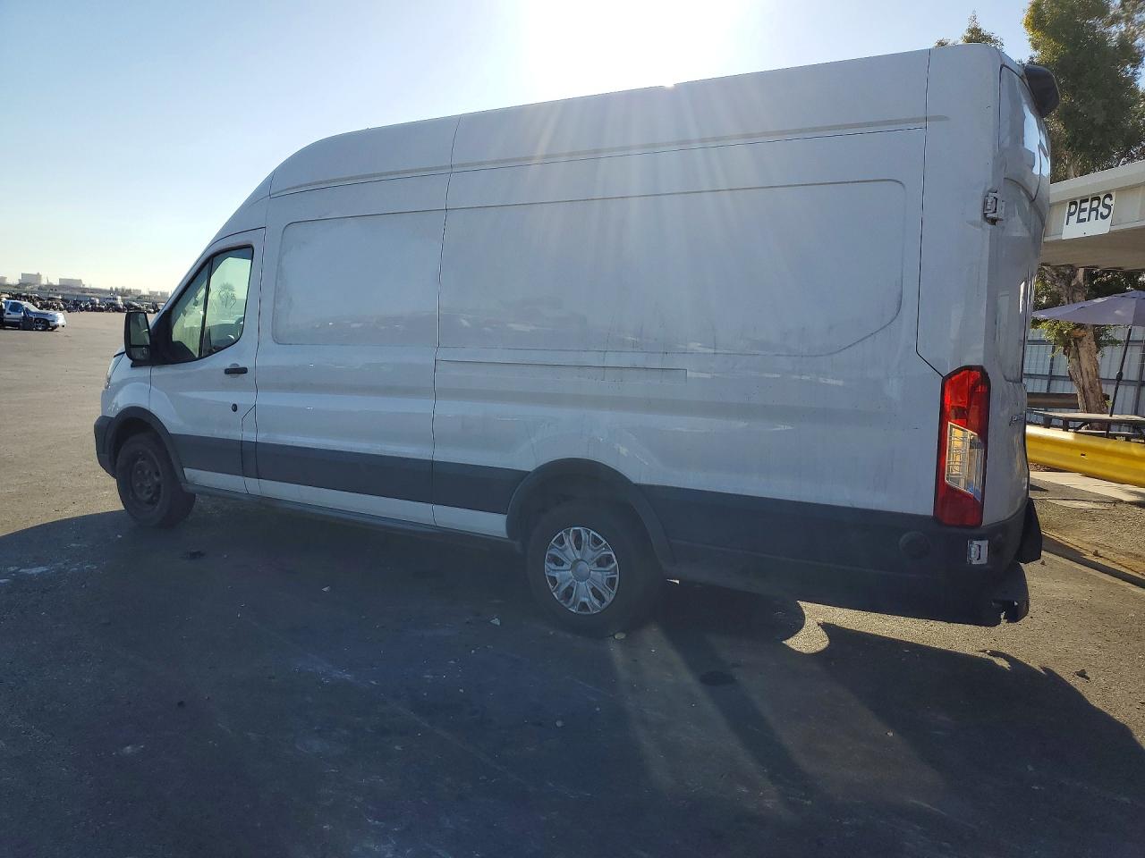 1FTBW3XM6RKB82113 · 2024 FORD TRANSIT · 2/13