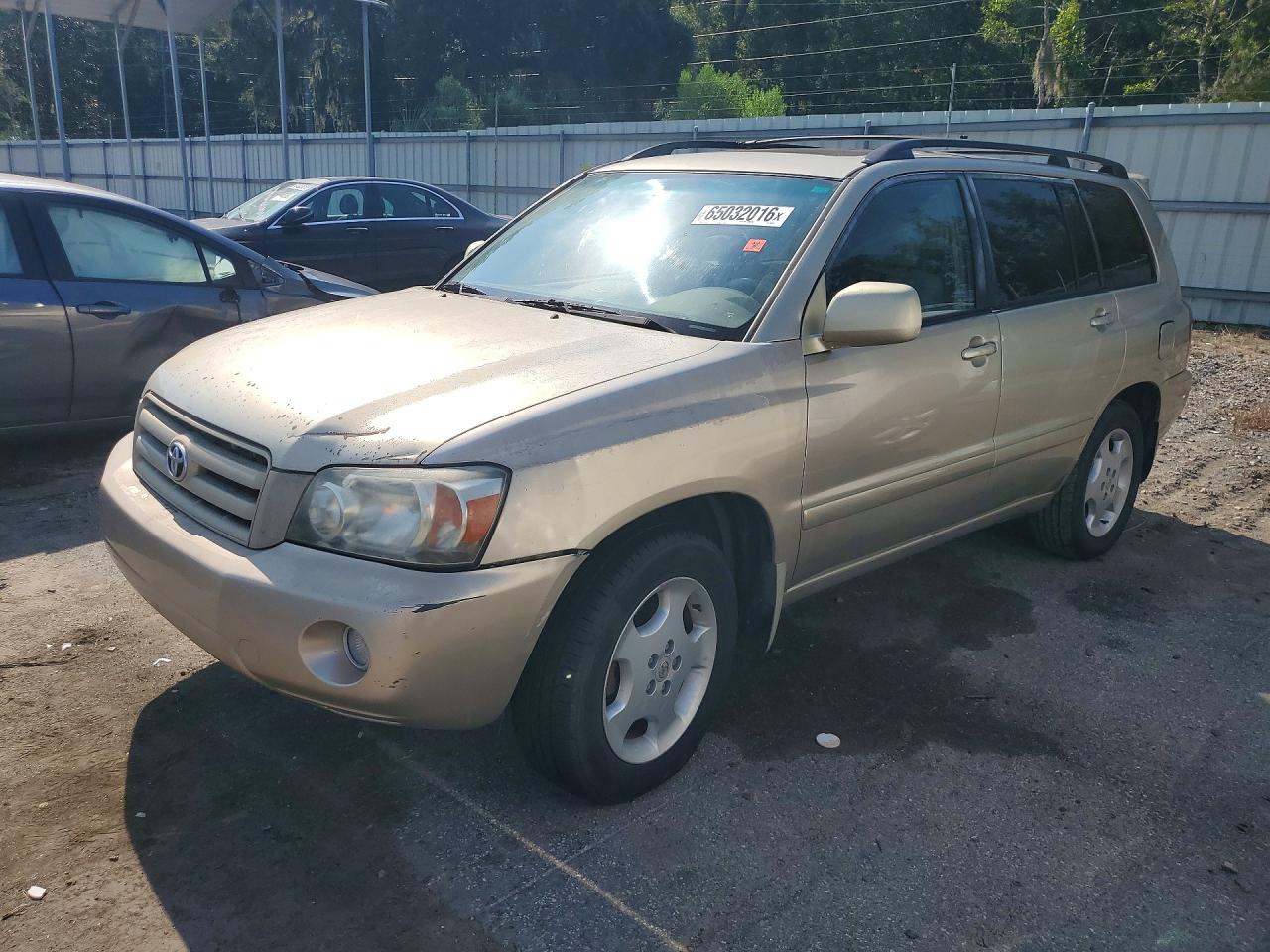 JTEDP21AX40025327 · 2004 TOYOTA HIGHLANDER