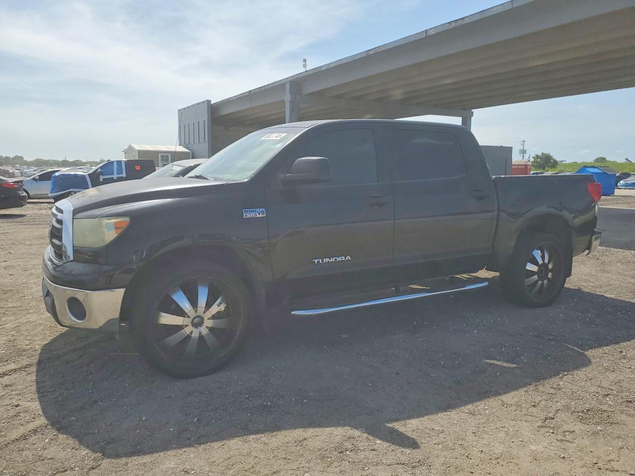 5TFEY5F15AX085471 · 2010 TOYOTA TUNDRA