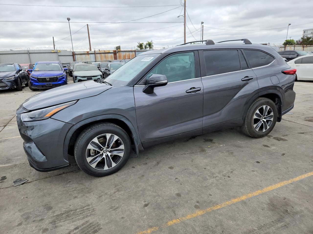 5TDKDRAH4PS526807 · 2023 TOYOTA HIGHLANDER