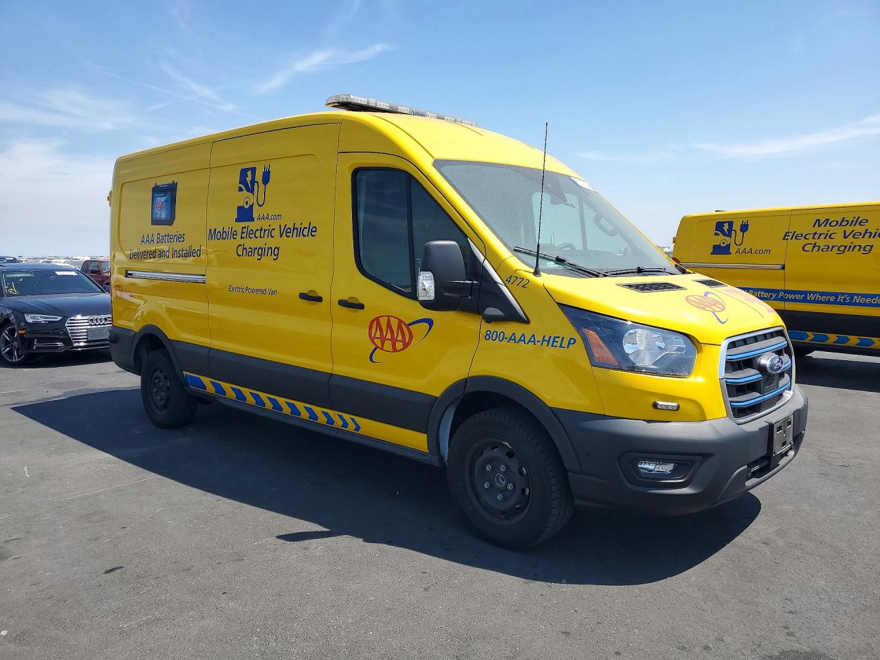 1FTBW9CK8NKA66204 · 2022 FORD TRANSIT · 4/13