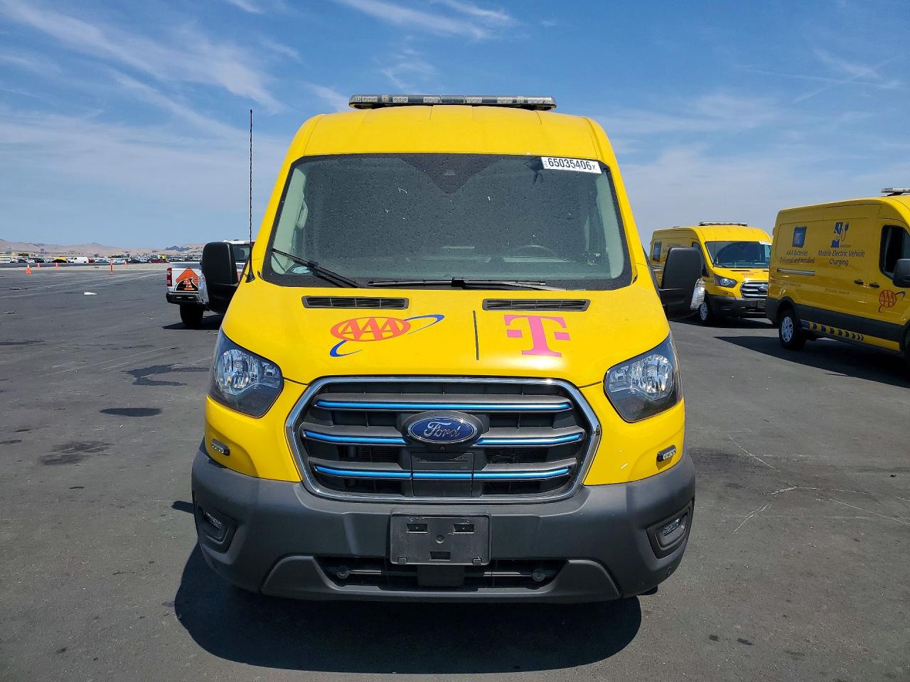 1FTBW9CK8NKA66204 · 2022 FORD TRANSIT · 5/13
