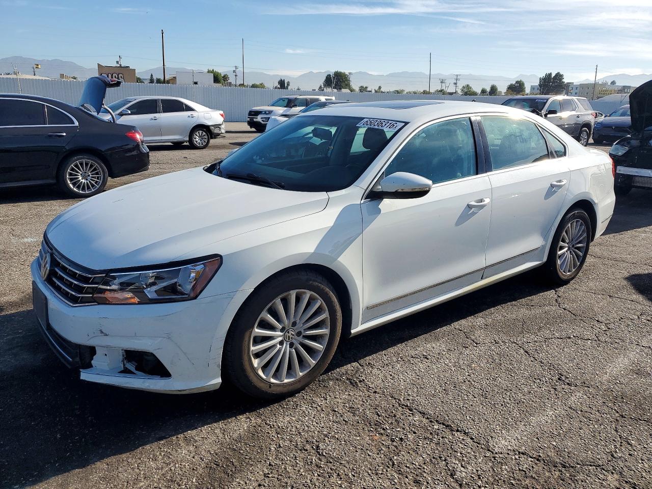 2017 VOLKSWAGEN PASSAT