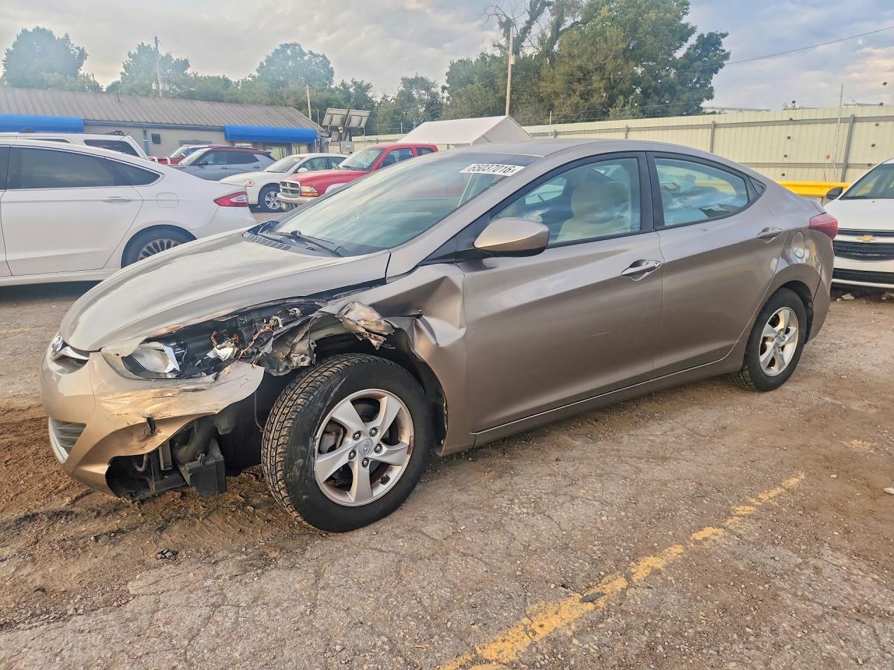5NPDH4AE1EH513988 · 2014 HYUNDAI ELANTRA
