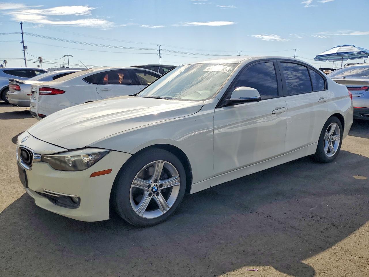 WBA3A5G50CNN65782 · 2012 BMW 328