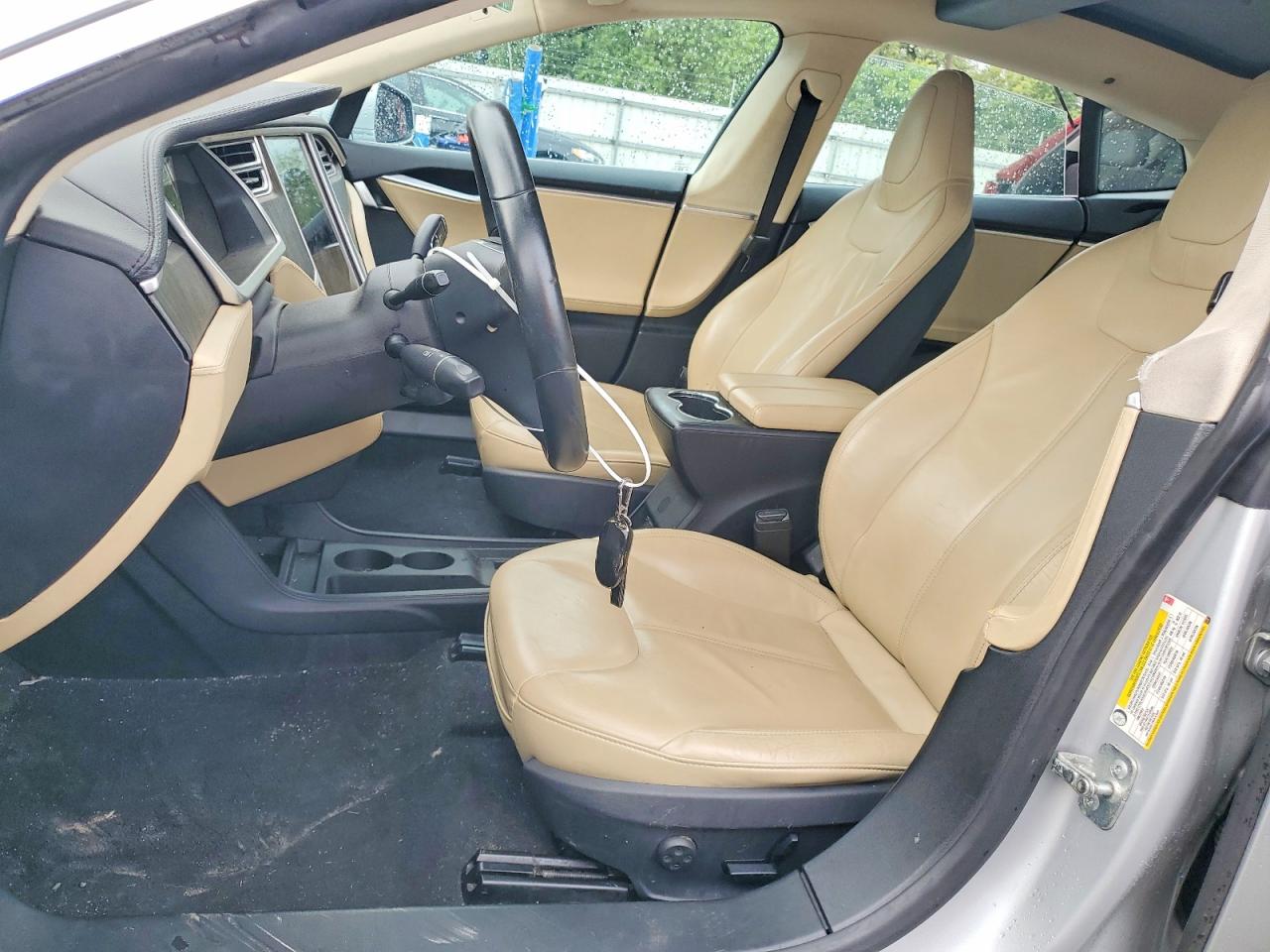 5YJSA1CN0DFP22076 · 2013 TESLA MODEL S · 7/12