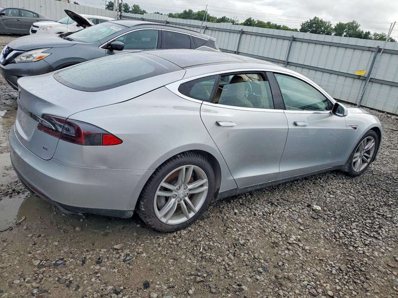 5YJSA1CN0DFP22076 · 2013 TESLA MODEL S · 3/12