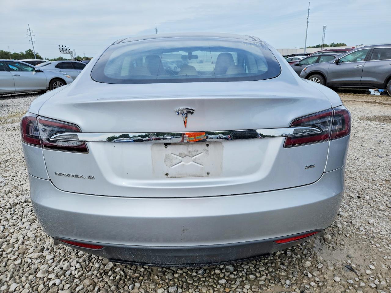 5YJSA1CN0DFP22076 · 2013 TESLA MODEL S · 6/12