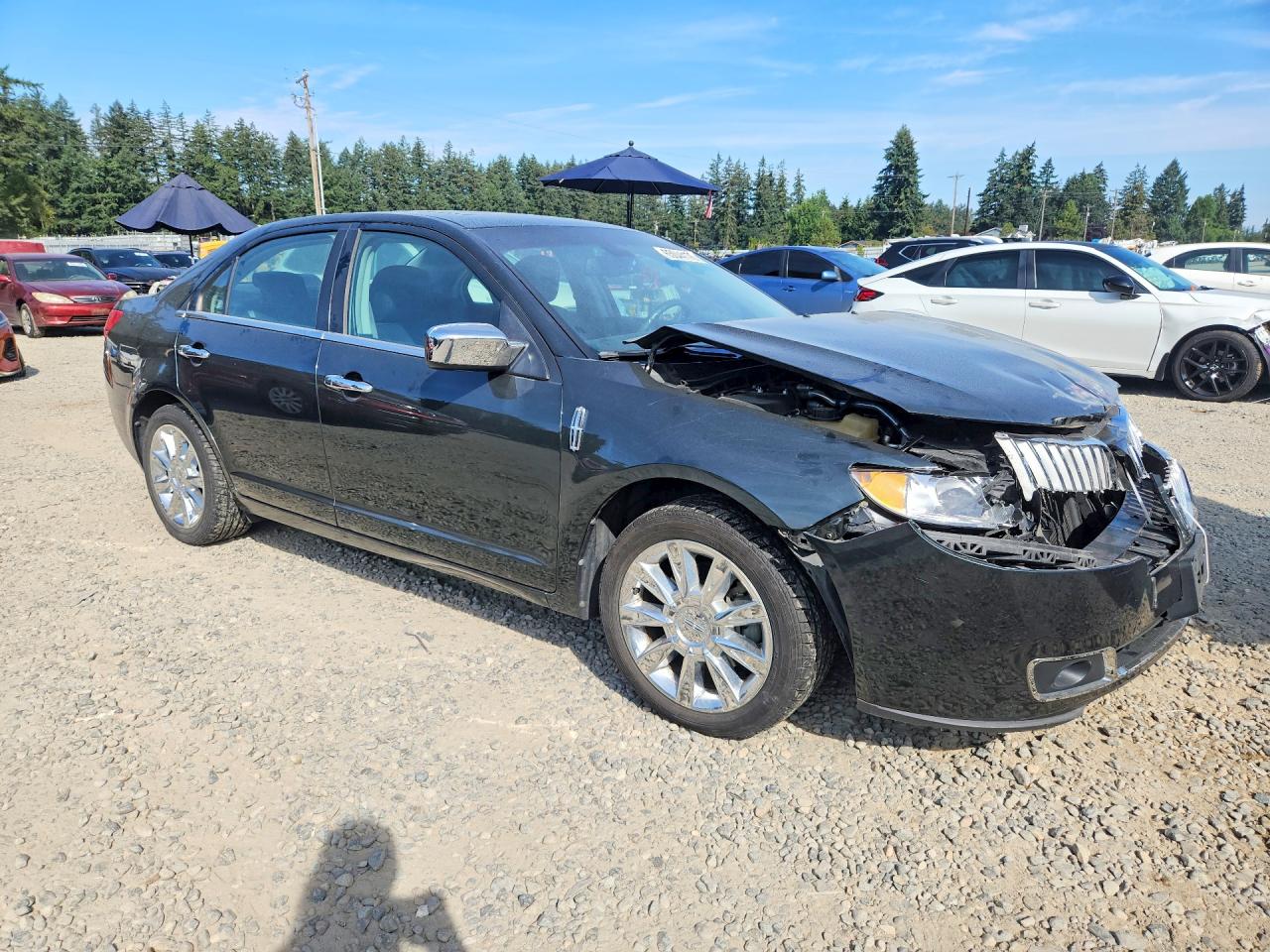 3LNHL2JC8AR613592 · 2010 LINCOLN MKZ · 4/12