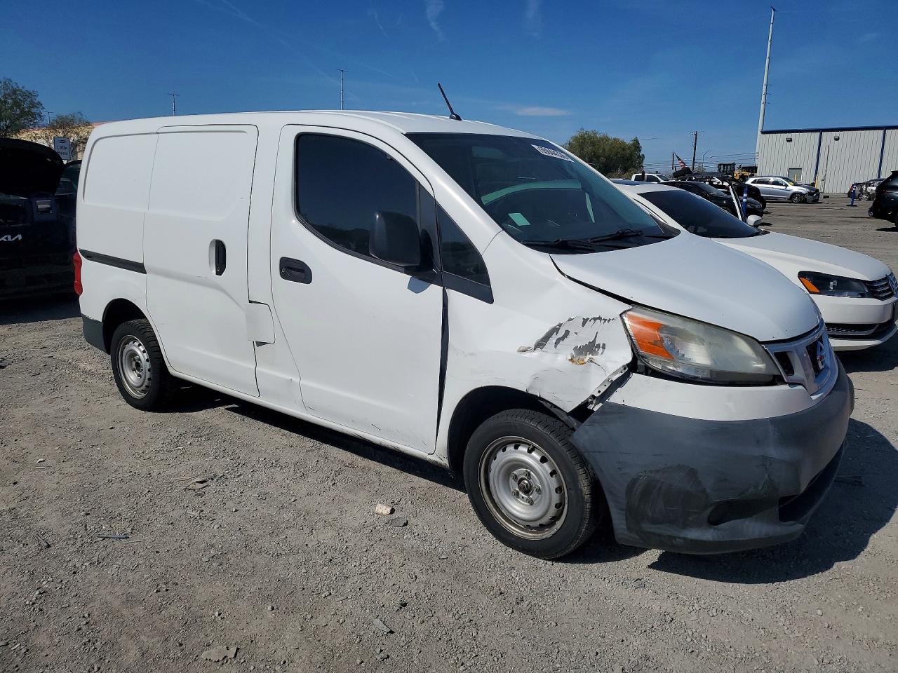 3N6CM0KN4FK706185 · 2015 NISSAN NV200 · 4/13