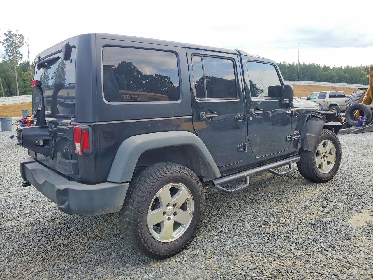 1C4BJWDG9HL566085 · 2017 JEEP WRANGLER UNLIMITED · 3/13
