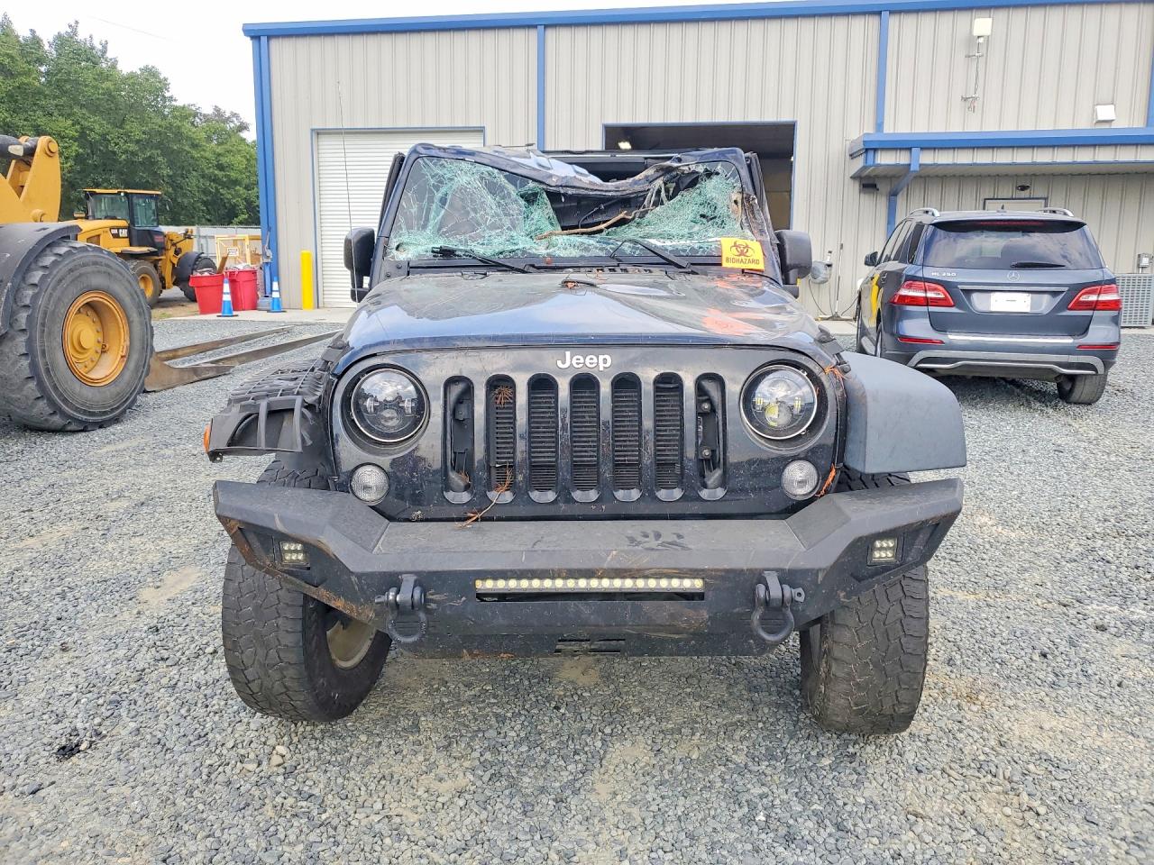 1C4BJWDG9HL566085 · 2017 JEEP WRANGLER UNLIMITED · 5/13