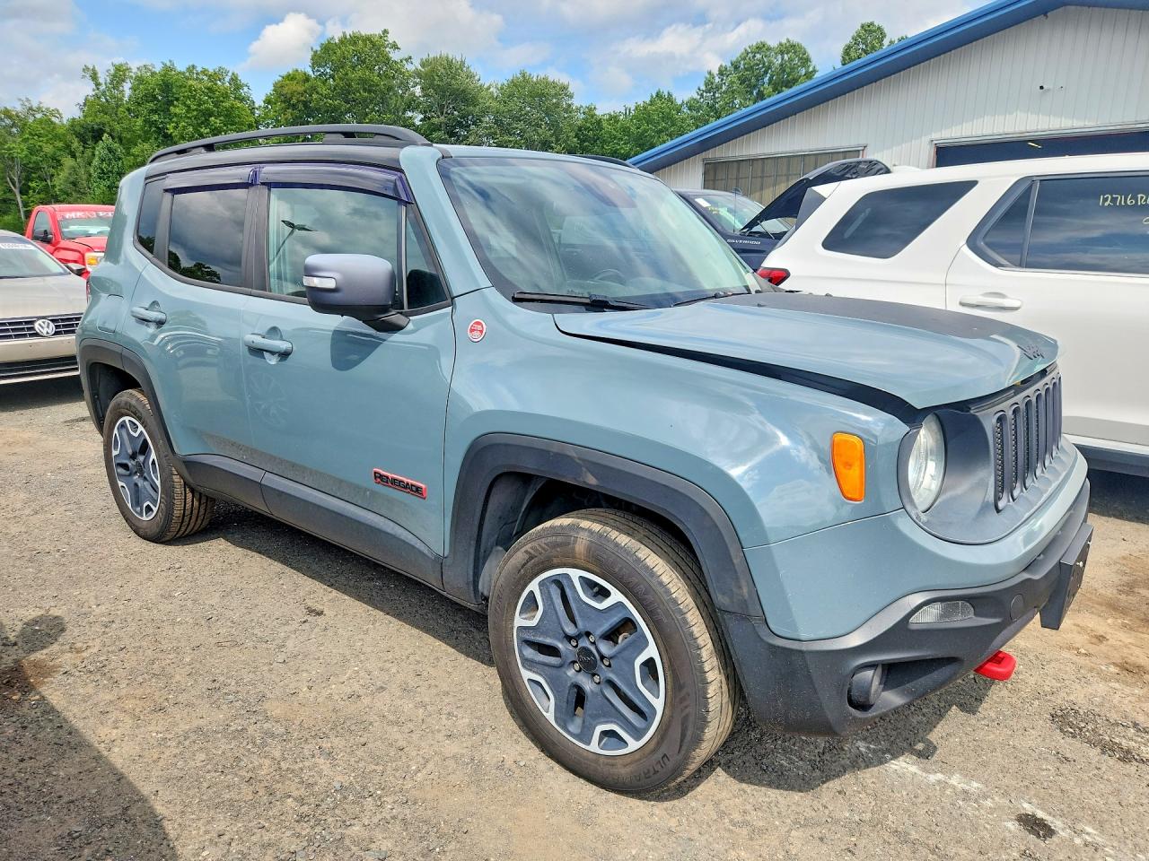 ZACCJBCT4GPD40588 · 2016 JEEP RENEGADE · 4/13
