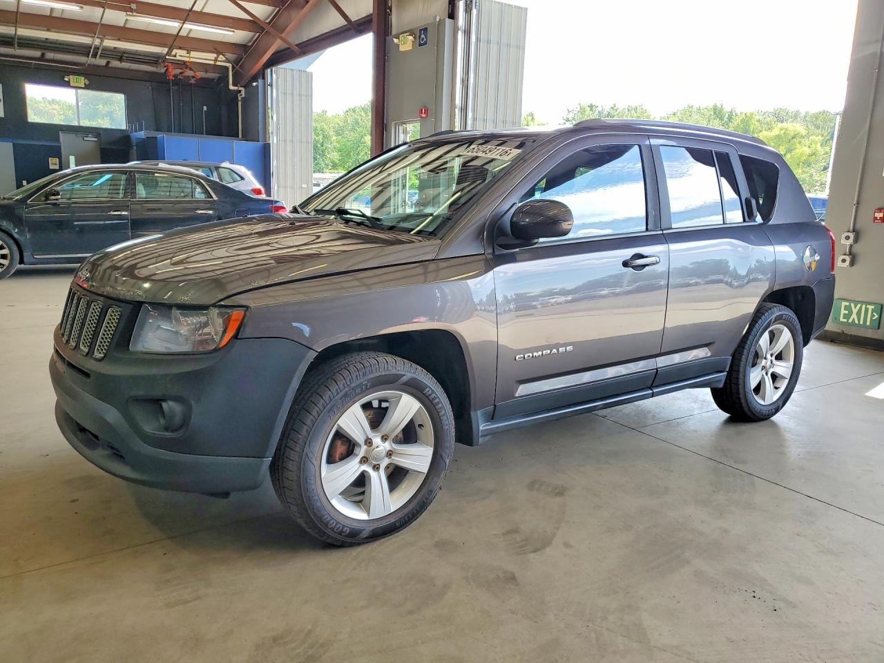 1C4NJDEB2FD163190 · 2015 JEEP COMPASS