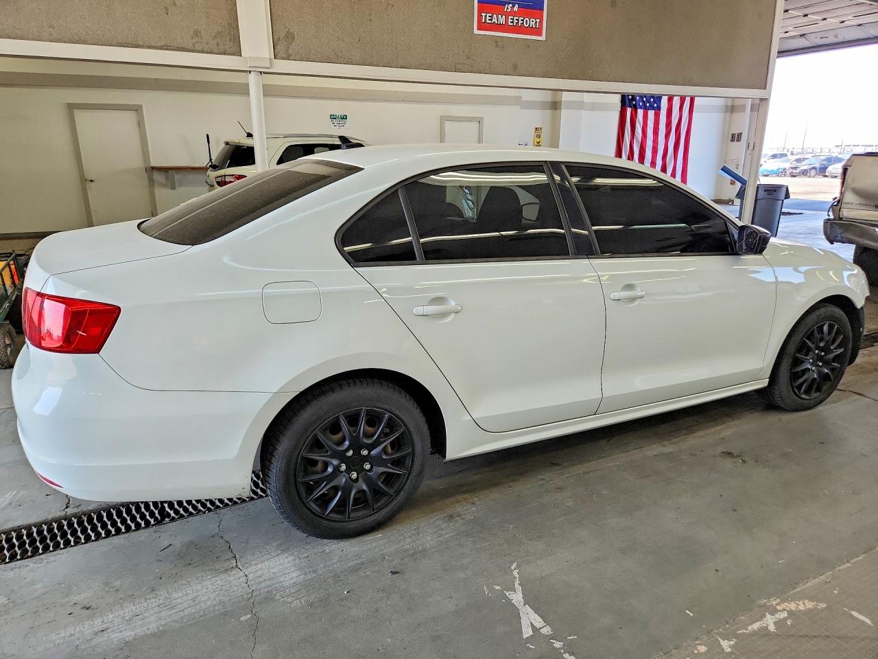 3VWLL7AJ7EM279758 · 2014 VOLKSWAGEN JETTA · 3/13