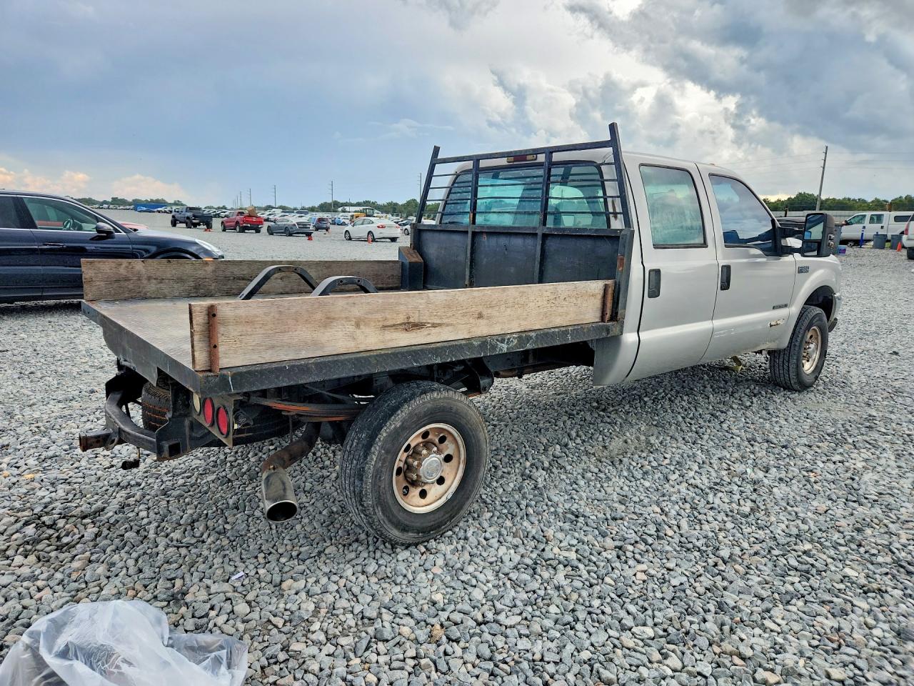 1FTSW31F3YEB49979 · 2000 FORD F350 · 3/12