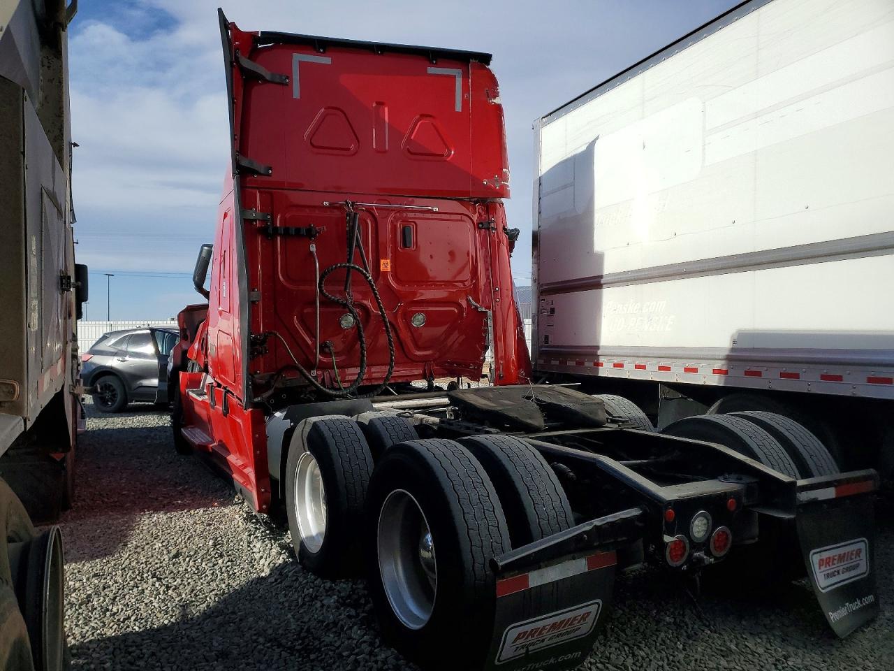 3AKJHHDR2LSKN4295 · 2020 FREIGHTLINER CASCADIA 126 · 3/10