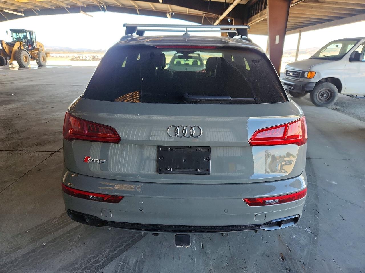 WA1C4AFYXL2011594 · 2020 AUDI SQ5 · 6/13