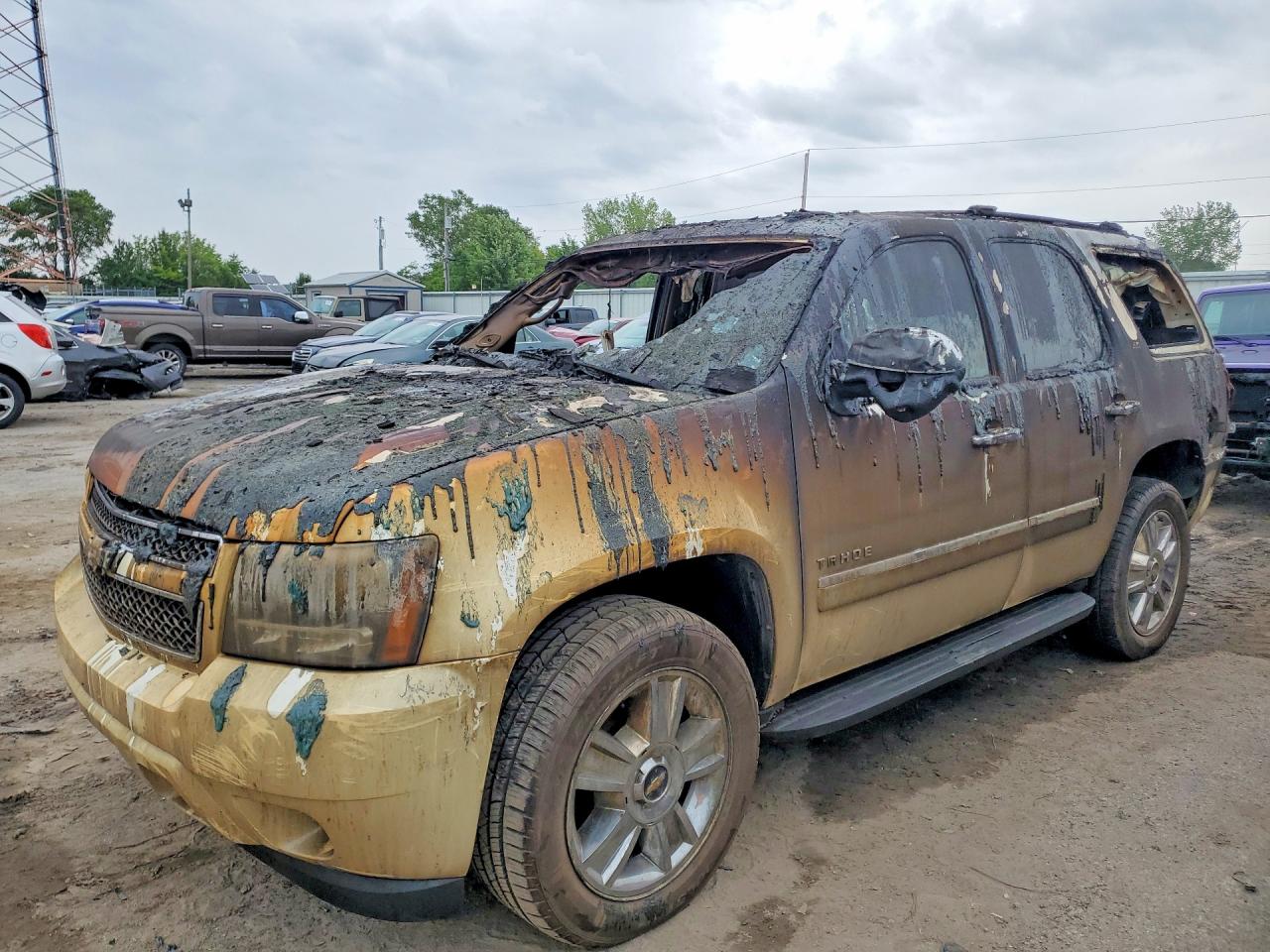 1GNUKCE0XAR271173 · 2010 CHEVROLET TAHOE