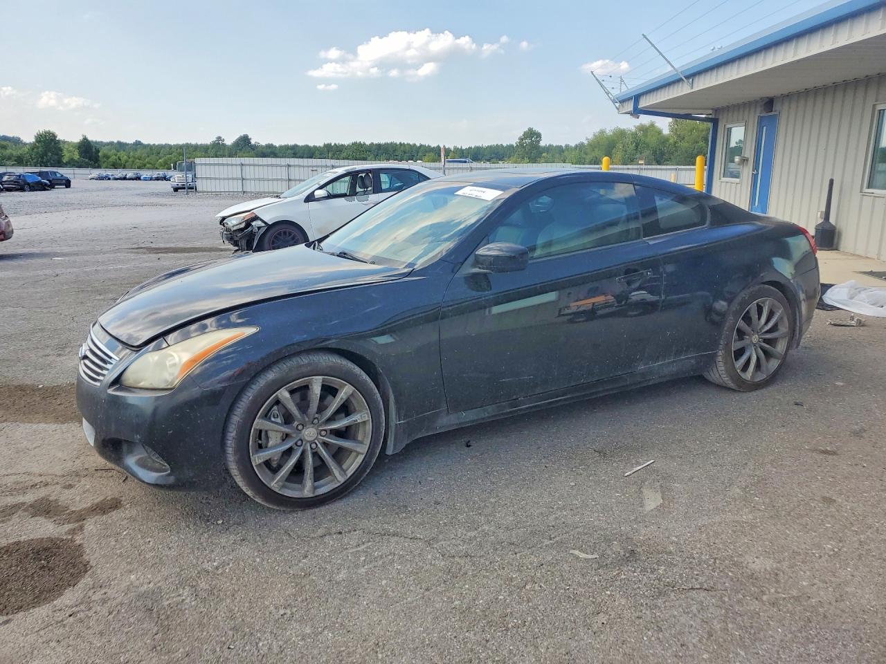 JNKCV64E88M113740 · 2008 INFINITI G37
