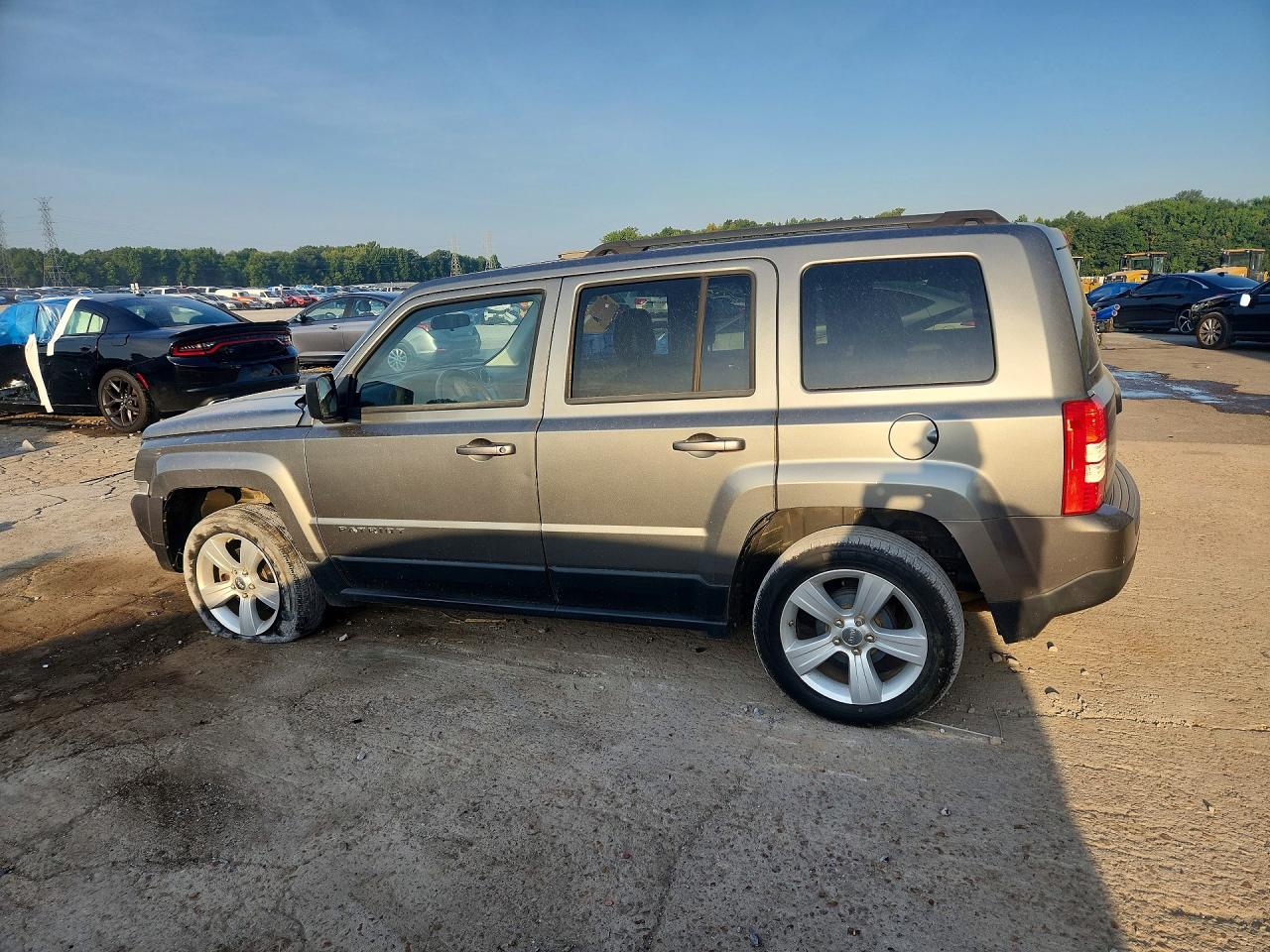 1C4NJPFA7CD707072 · 2012 JEEP PATRIOT · 2/12