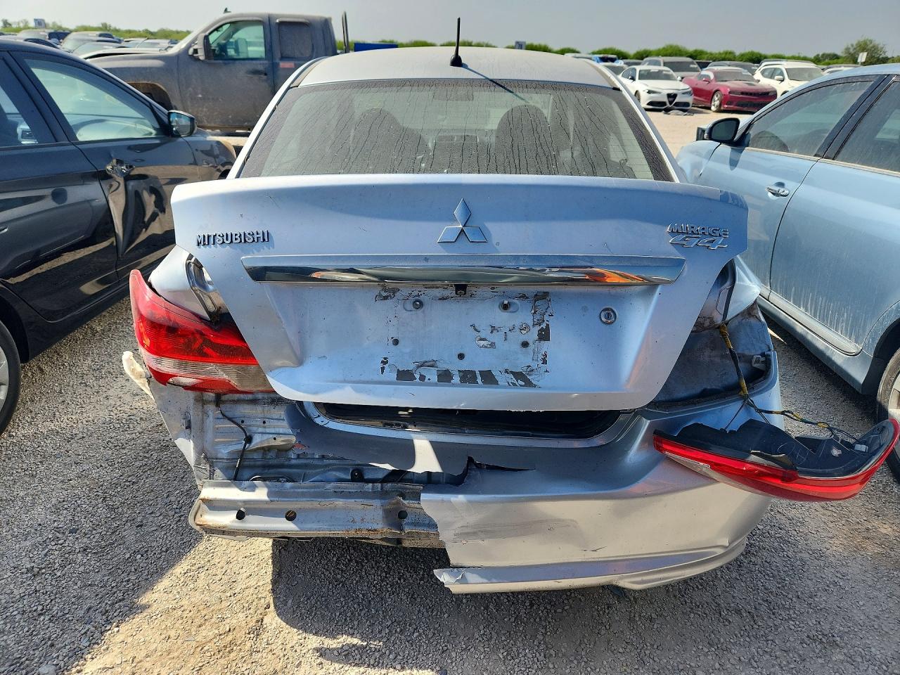 ML32F3FJ3JHF01806 · 2018 MITSUBISHI MIRAGE · 6/12