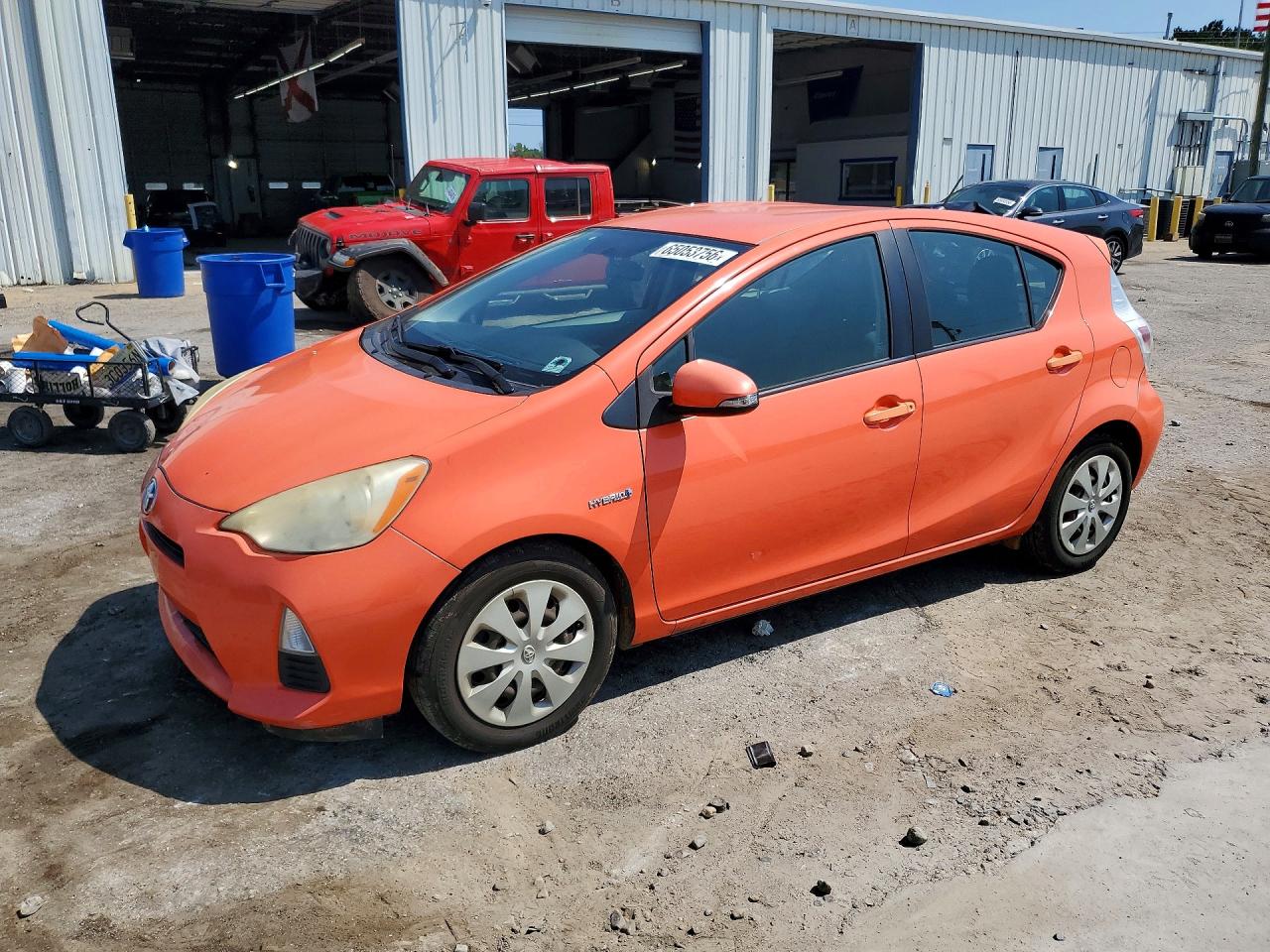 JTDKDTB39D1040261 · 2013 TOYOTA PRIUS C