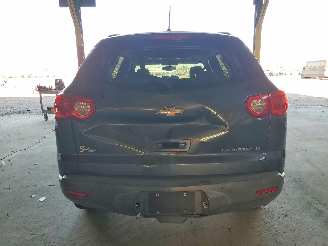 1GNKRJED1BJ231932 · 2011 CHEVROLET TRAVERSE · 6/13
