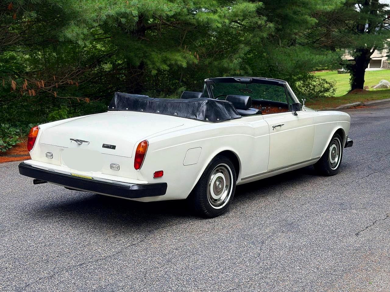 000000000DRX20474 · 1976 ROLLS-ROYCE CORNICHE · 4/12