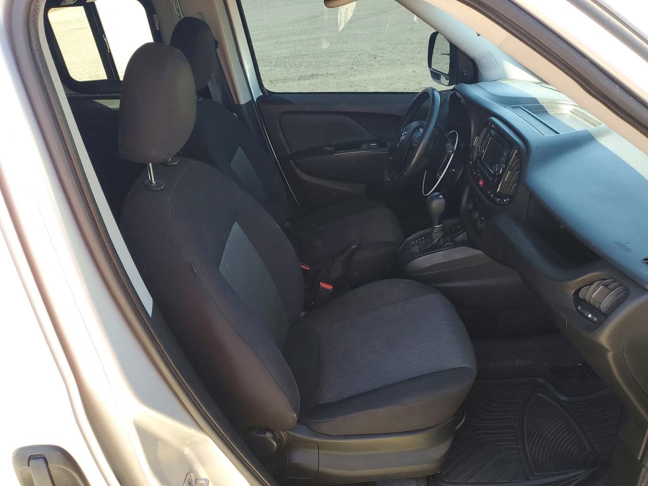 ZFBERFBT7F6953402 · 2015 RAM PROMASTER CITY · 5/10