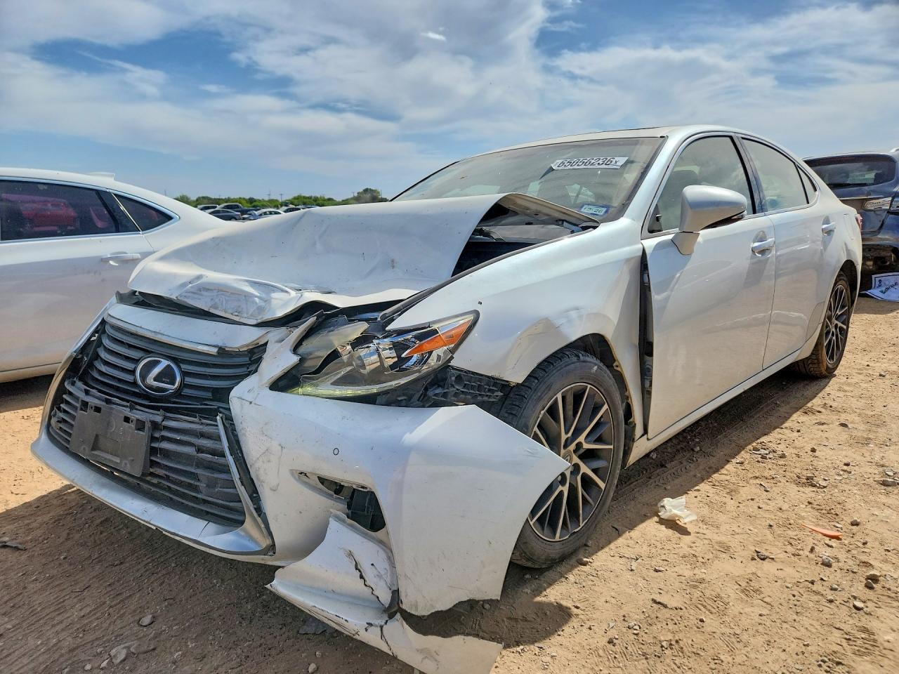 JTHBK1GG9G2235358 · 2016 LEXUS ES