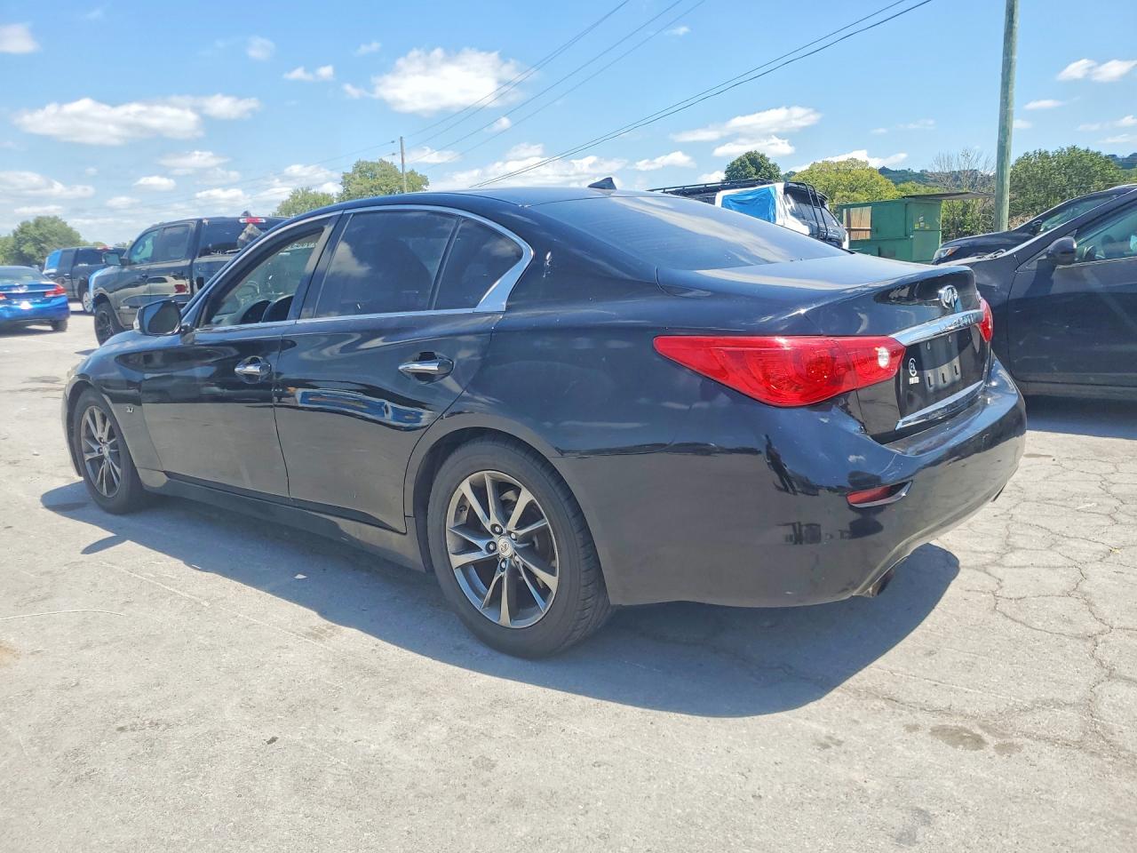 JN1BV7AP4FM339427 · 2015 INFINITI Q50 · 2/12