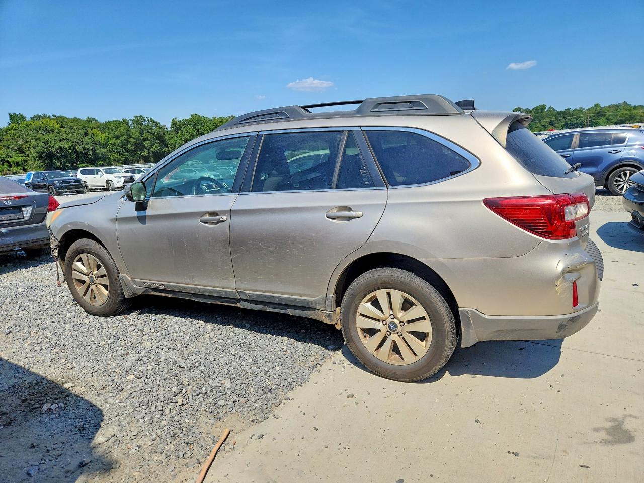 4S4BSBHC4G3212725 · 2016 SUBARU OUTBACK · 2/13