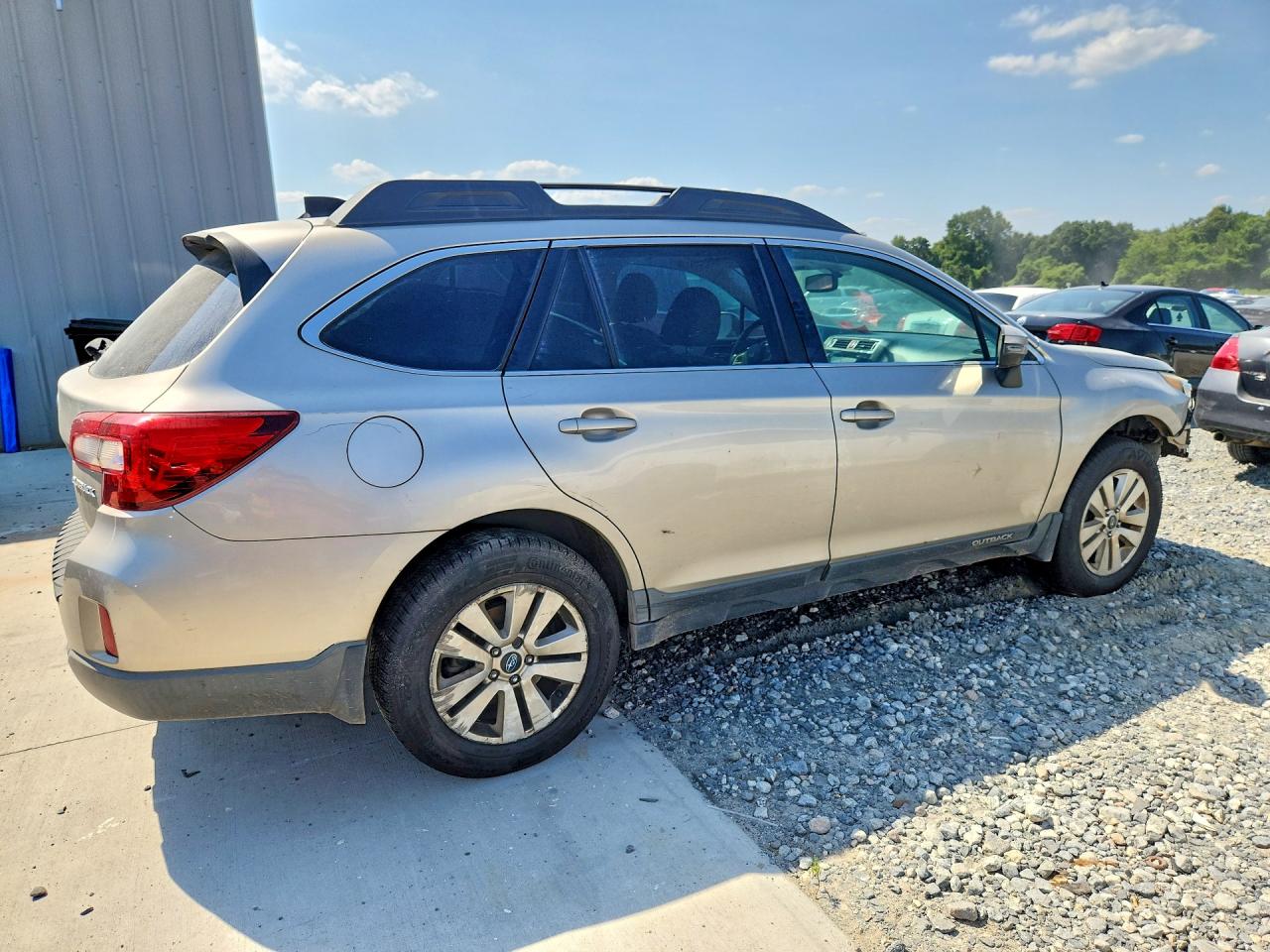 4S4BSBHC4G3212725 · 2016 SUBARU OUTBACK · 3/13